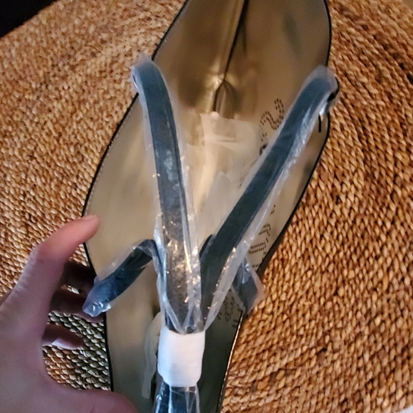 Victoria Secret Tote Bag/Carry-On - Picture 3 of 4